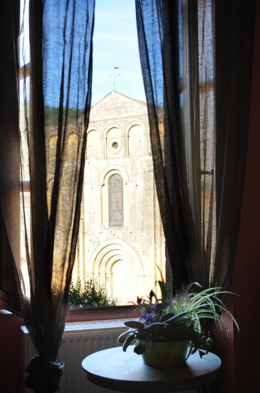 Les Songes De L'Abbaye Bed & Breakfast Cadouin Phòng bức ảnh